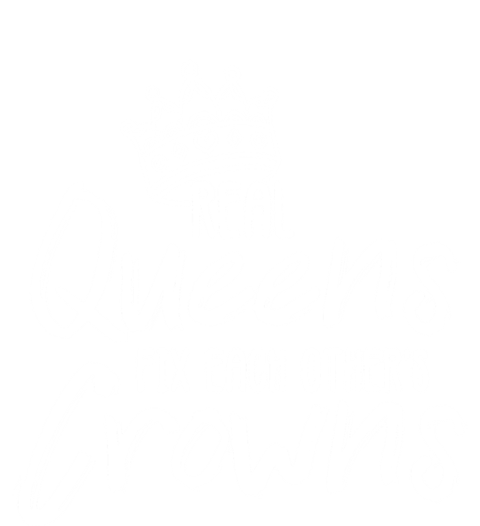 'Real Queens Fix Each Others Crowns' Cute Gift Women's Racerback Tank