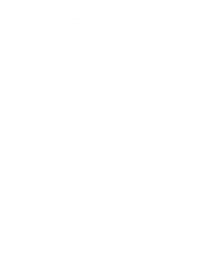 Wife Mom Queen Gift Ladies Essential Flowy Tank