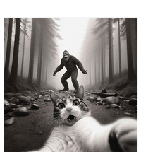 Funny Surprised Scared Cat Selfie With Sasquatsch Bigfoot T-Shirt