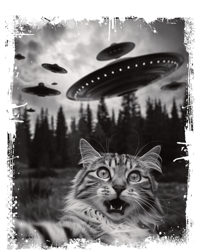 Cat Selfie With Ufo Alien Funny Cat Graphic T-Shirt