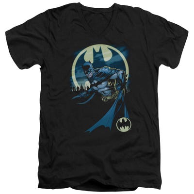 Batman Heed The Call Breakthrough V-Neck T-Shirt