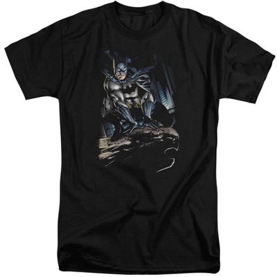 Batman Perched Graphic Tall T-Shirt