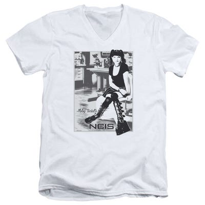 NCIS Relax V-Neck T-Shirt